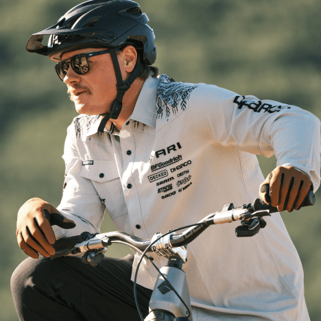 Mountain Biking – Kyle Strait